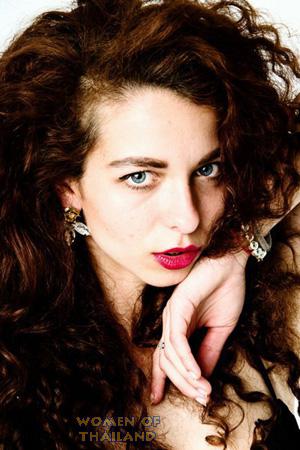 165306 - Elena Age: 31 - Ukraine