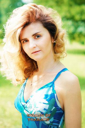 181011 - Viktoria Age: 47 - Ukraine