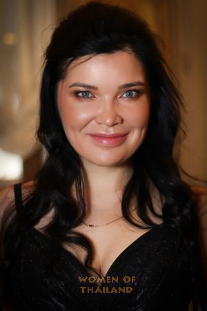 196132 - Dilyara Age: 43 - Ukraine