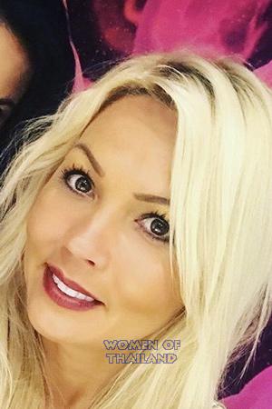 197901 - Ekaterina Age: 50 - Spain