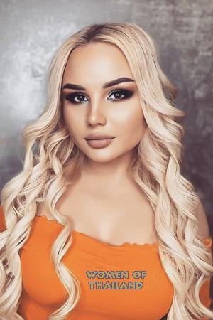203459 - Yana Age: 22 - Russia