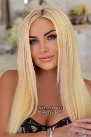 204239 - Julija Age: 36 - Ukraine