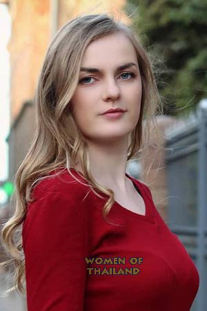 204302 - Lubov Age: 26 - Belarus