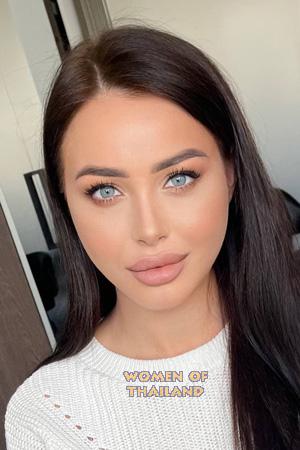 205313 - Diana Age: 22 - Ukraine