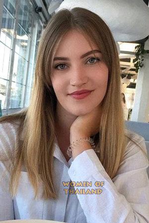 206795 - Irina Age: 20 - Ukraine