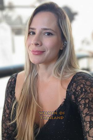 207182 - Tatiana Age: 34 - Colombia