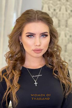 208774 - Julia Age: 26 - Russia