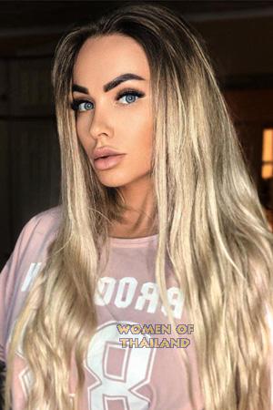 209797 - Anna Age: 38 - Russia