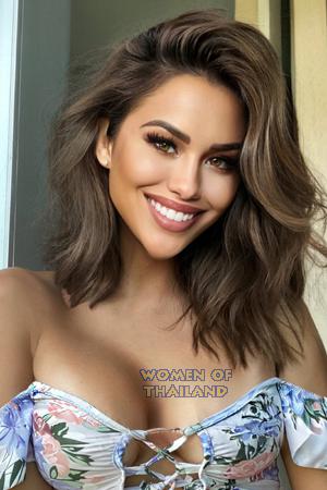 209803 - Leia Age: 26 - Thailand