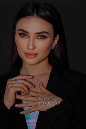 210989 - Viktoriia Age: 24 - Germany