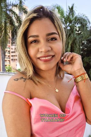 212049 - Madelein Age: 32 - Colombia