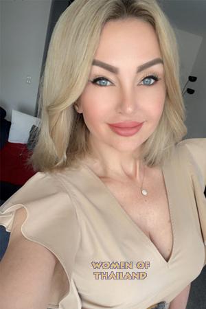 213821 - Victoriya Age: 45 - Ukraine