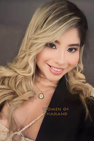 215011 - Thalia Age: 27 - Colombia