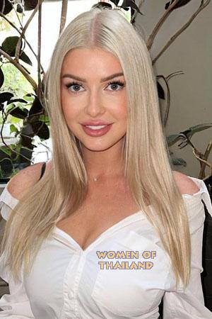 216312 - Polina Age: 27 - United Arab Emirates