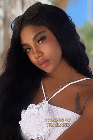 223286 - Veronica Age: 21 - Colombia