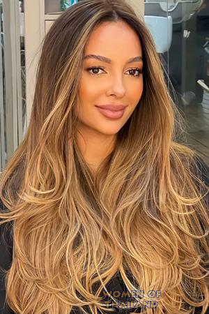 224384 - Lara Age: 27 - Brazil