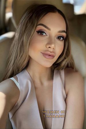 224556 - Yuliia Age: 38 - Ukraine