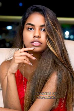 224707 - Jibelys Age: 18 - Colombia