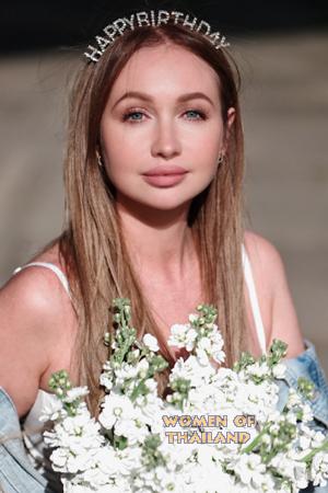 225901 - Anastasia Age: 41 - Ukraine