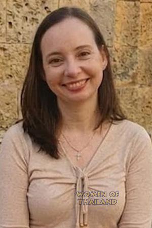 228098 - Laura Age: 44 - Colombia