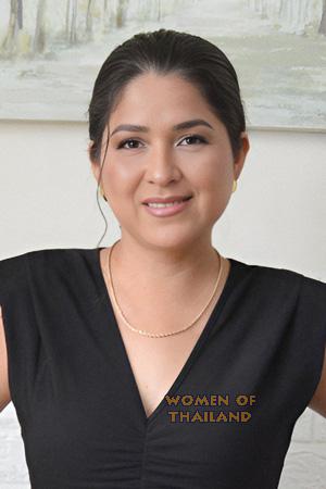 228317 - Mariana Age: 38 - Peru