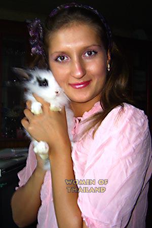 82054 - Anna Age: 25 - Ukraine