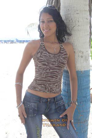 87394 - Adriana Age: 27 - Colombia